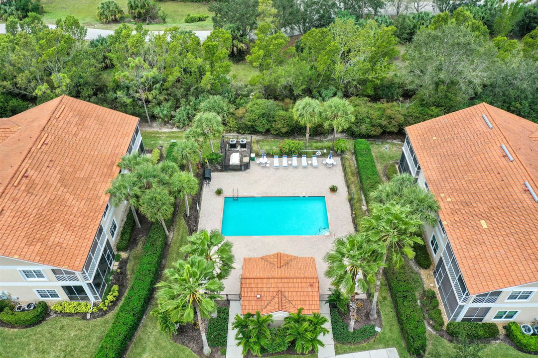 6350 Lexington Ct #201, Naples, FL 34110