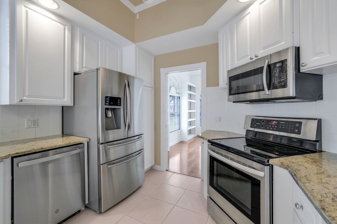 2830 Jude Island Way, Naples, FL 34119