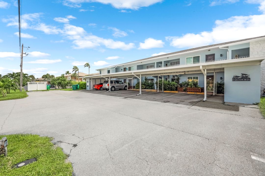 4707 SE 5th Ave #202, Cape Coral, FL 33904