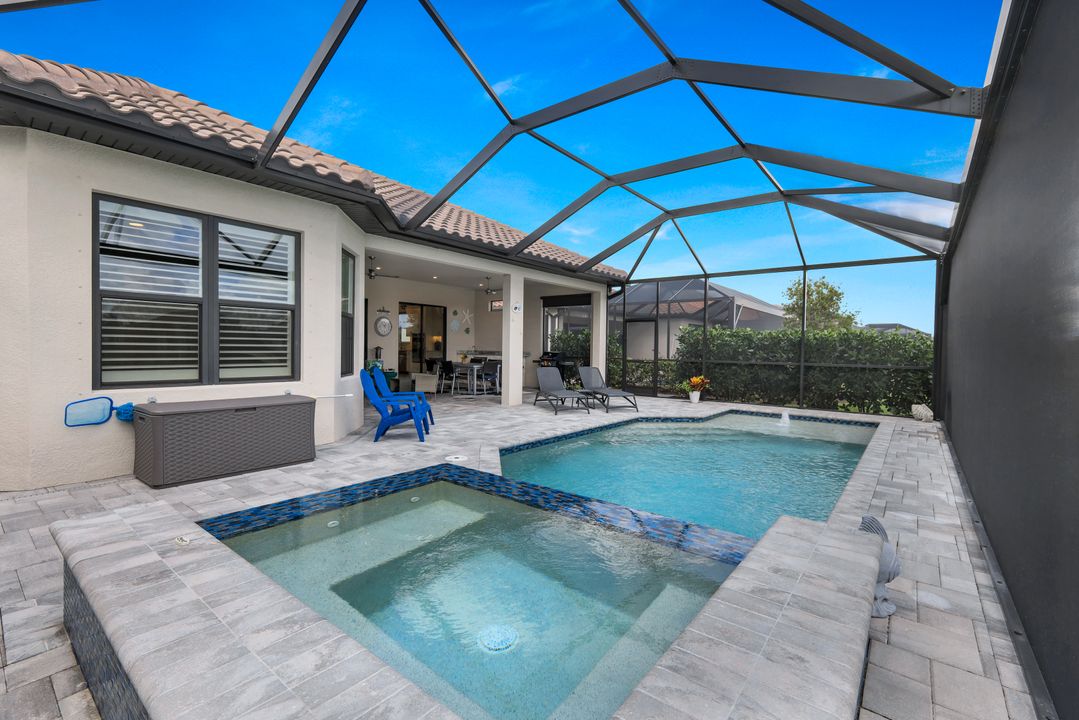 15240 Turin Dr, Naples, FL 34114