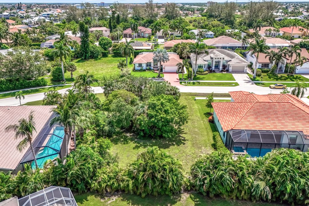 650 Lewis Ct, Marco Island, FL 34145