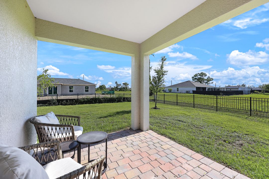 1834 NW 27th Terrace, Cape Coral, FL 33993