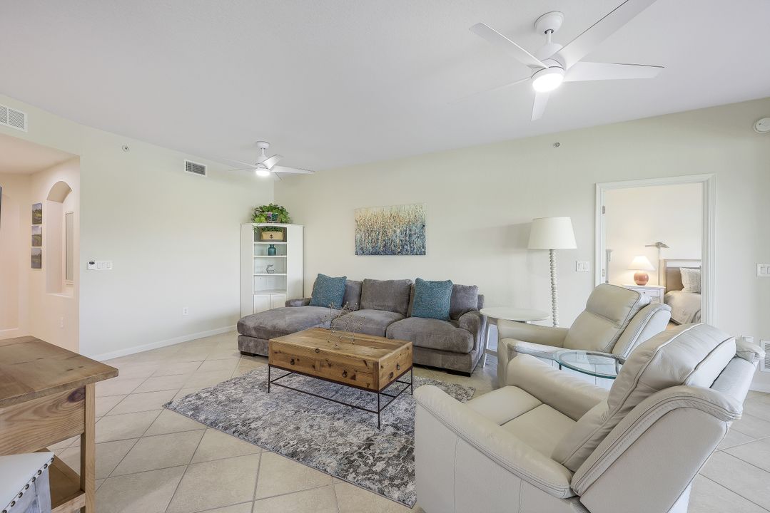 9525 Ironstone Terrace #102, Naples, FL 34120