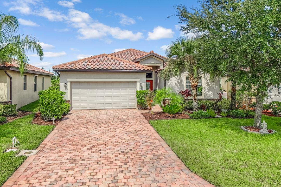 9321 Via San Giovani St, Fort Myers, FL 33905