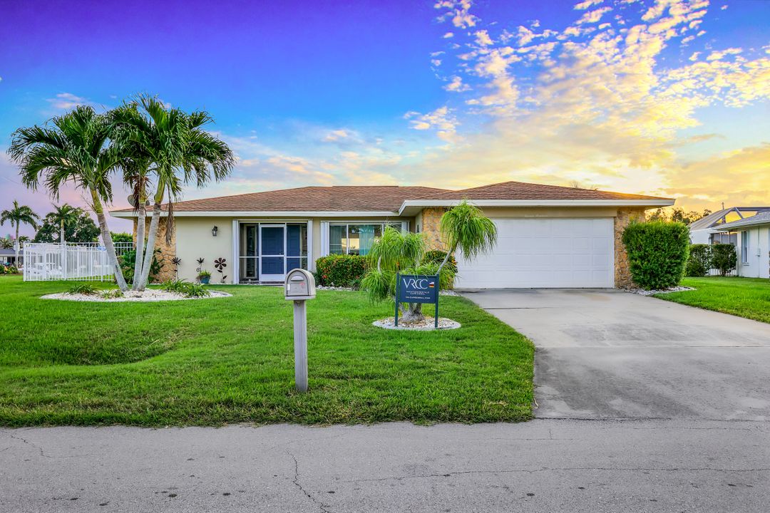 1100 SE 32nd St, Cape Coral, FL 33904