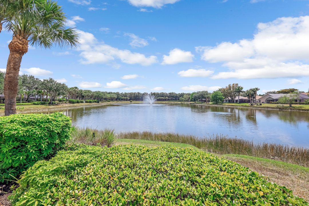 8892 Falcon Pointe Loop, Fort Myers, FL 33912