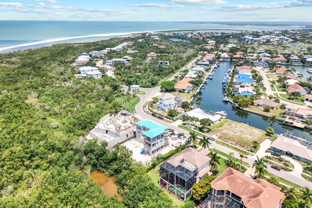 588 Spinnaker Dr, Marco Island, FL 34145