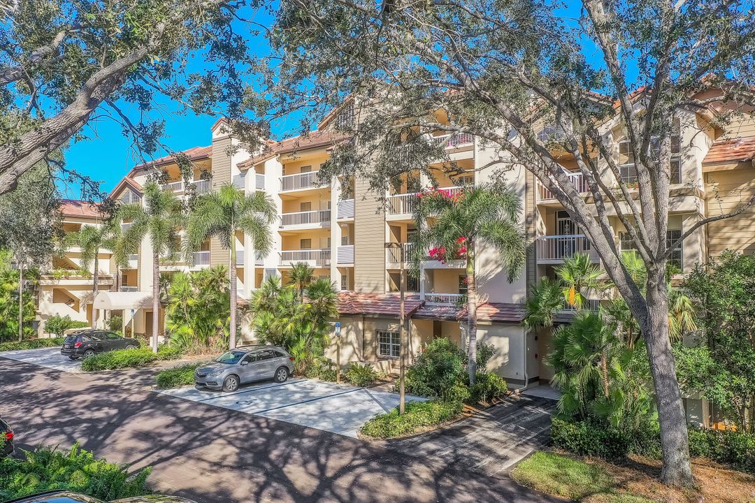 26880 Wedgewood Dr  #304, Bonita Springs, FL 34134