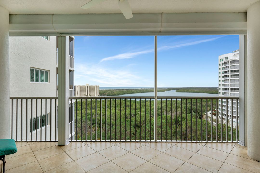 325 Dunes Blvd #1007, Naples, FL 34110