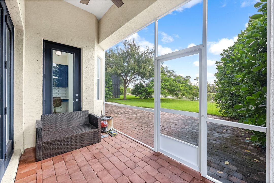 2160 Vardin Pl, Naples, FL 34120