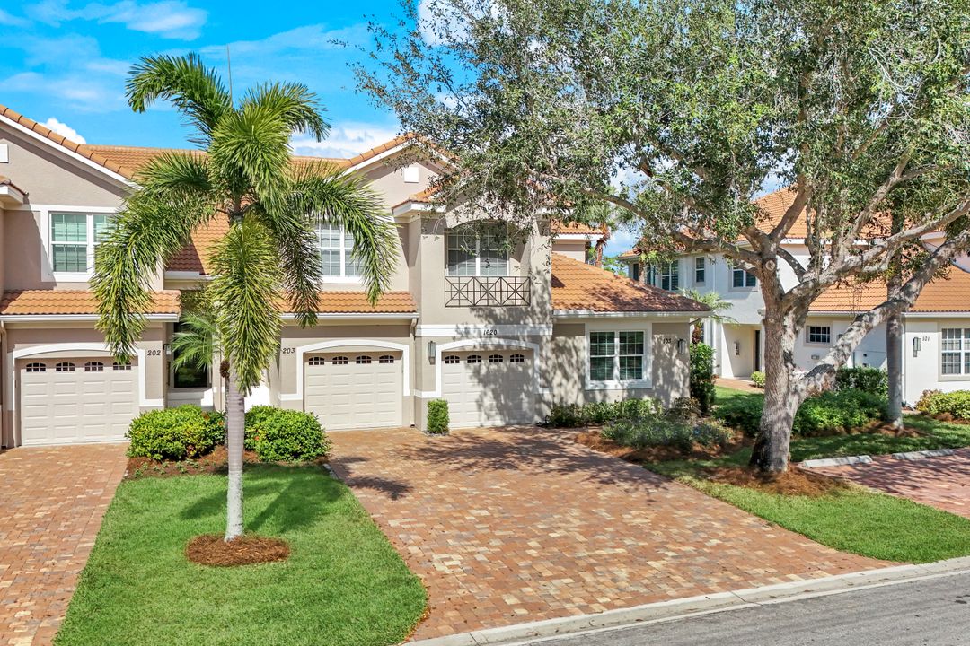 1620 Winding Oaks Way #103, Naples, FL 34109