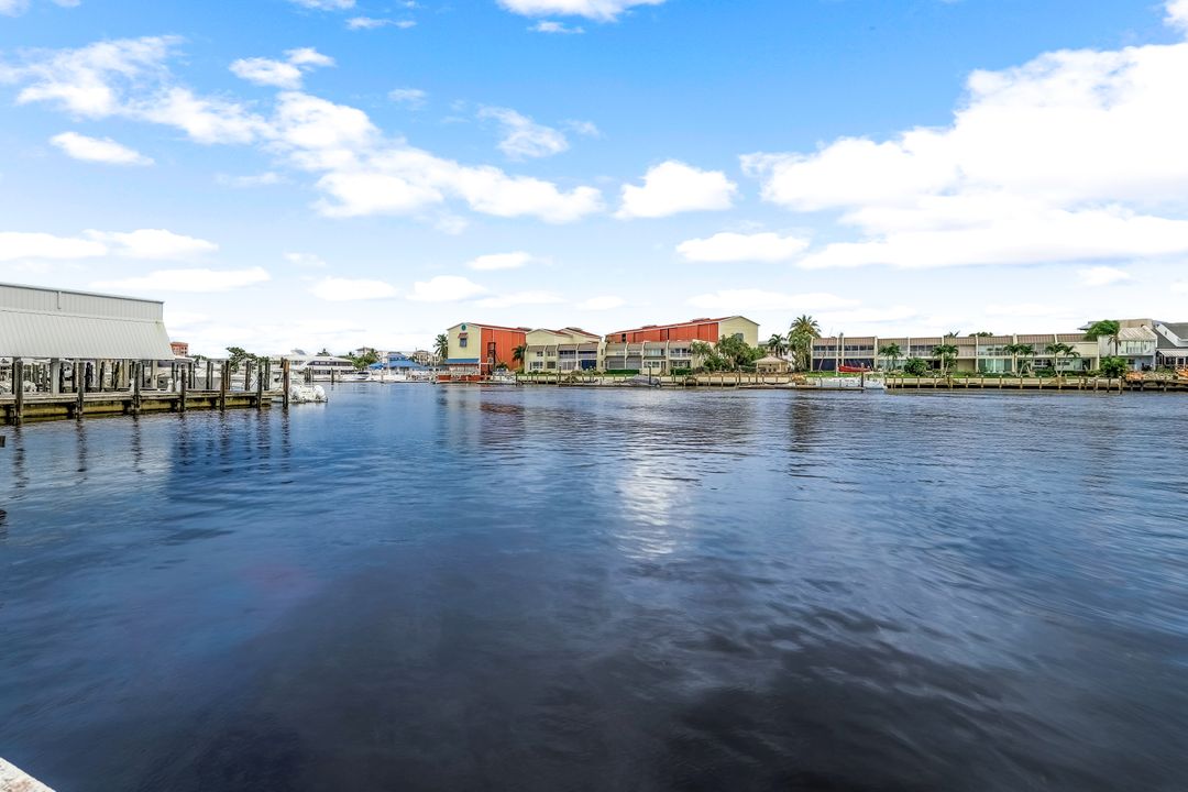 1100 8th Ave S #227H, Naples, FL 34102