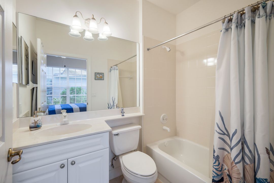 2355 Mont Claire Dr #101, Naples, FL 34109