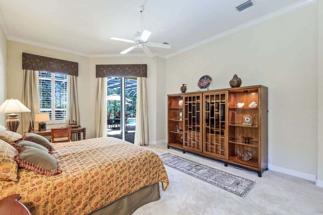 25061 Ridge Oak Dr, Bonita Springs, FL 34134