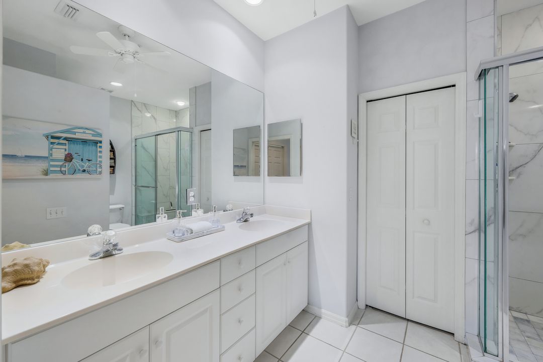 8253 Parkstone Pl #205, Naples, FL 34120