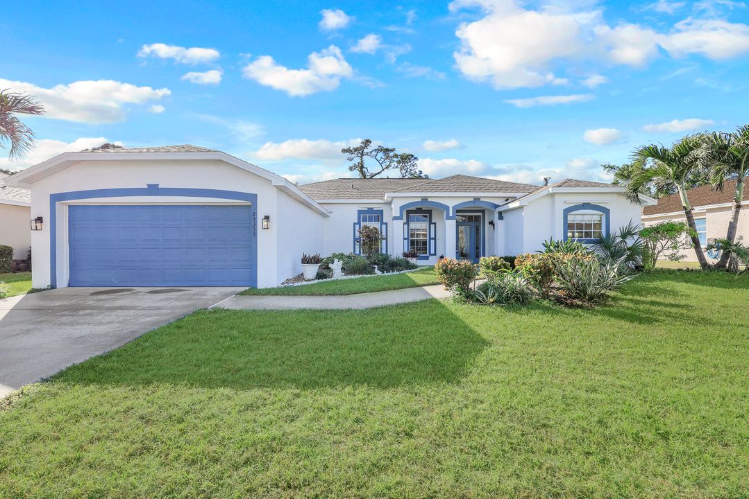 23353 Olde Meadowbrook Cir, Bonita Springs, FL 34134