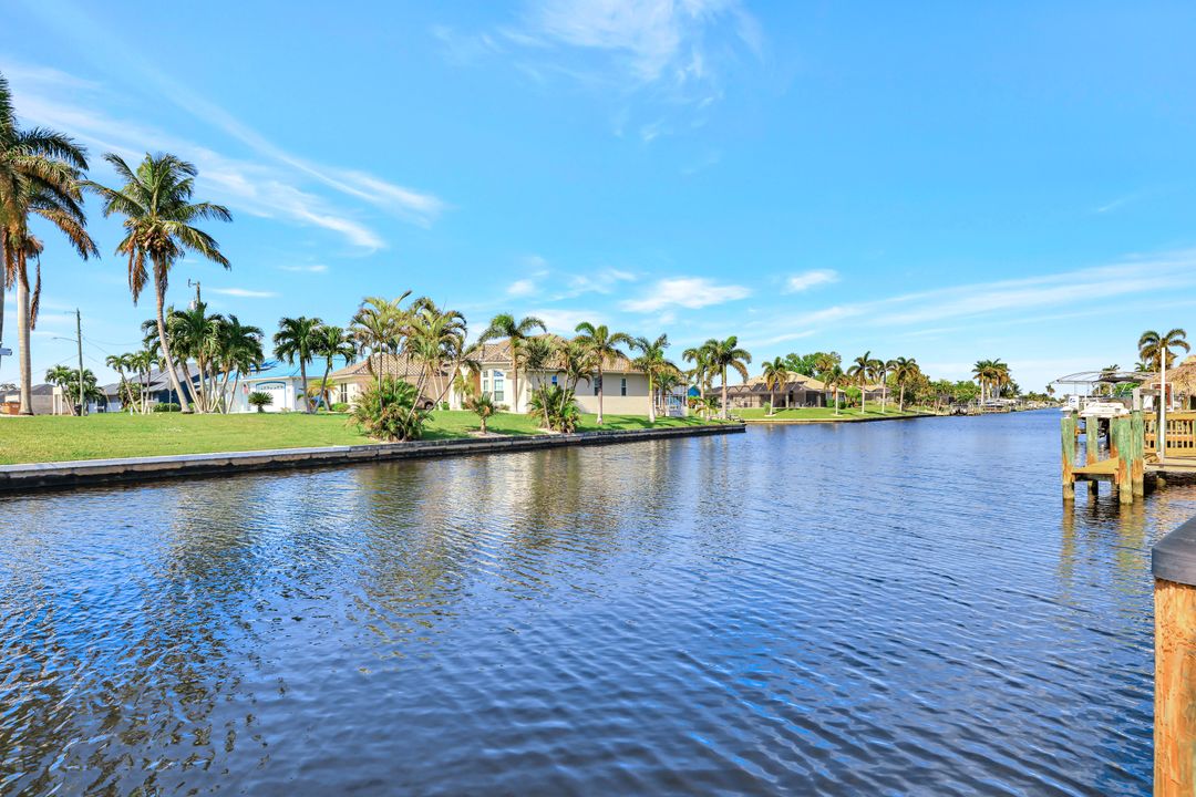 3736 SW 1st Pl, Cape Coral, FL 33914