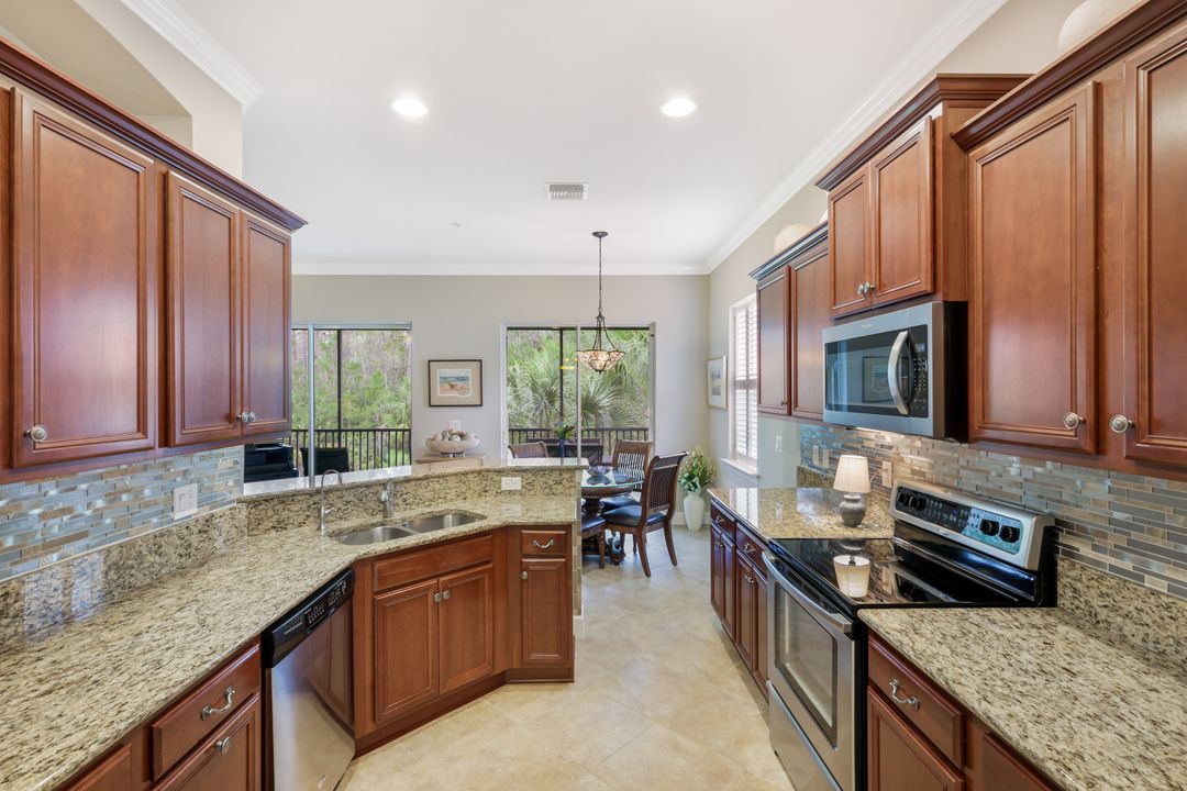 9520 Ironstone Terrace #202, Naples, FL 34120