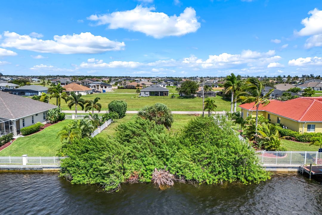 1440 NW 37th Pl, Cape Coral, FL 33993