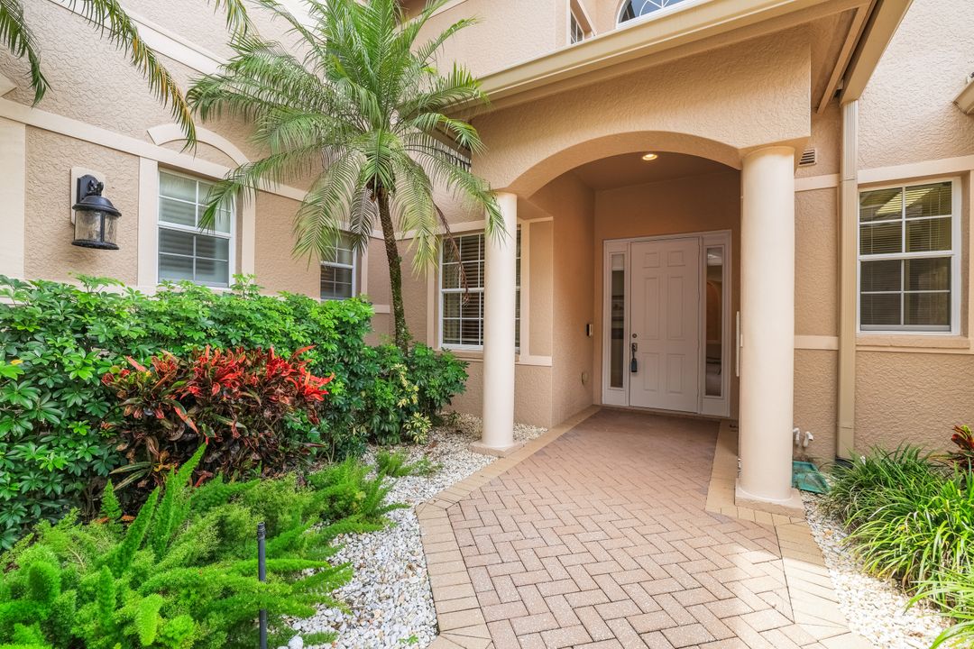 706 Regency Reserve Cir #3402, Naples, FL 34119