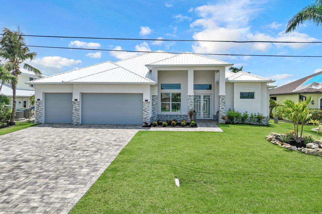 4307 SW 20th Ave, Cape Coral, FL 33914