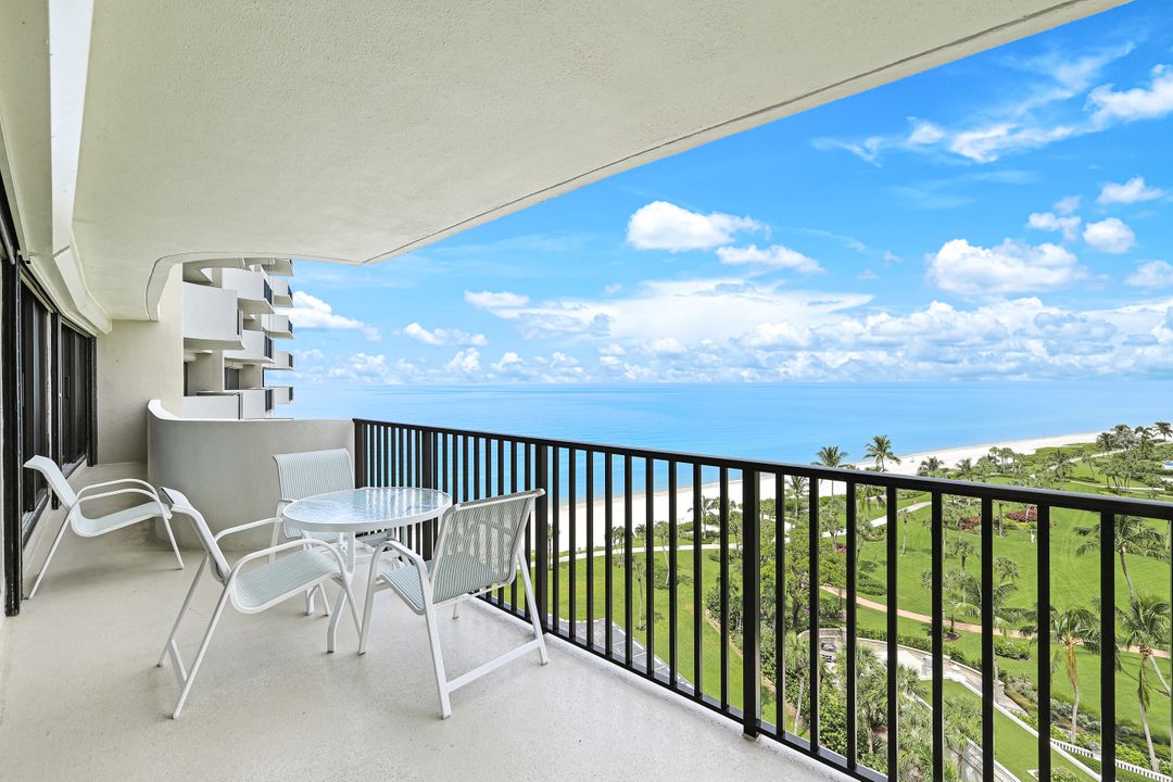 4005 Gulf Shore Blvd N #1001, Naples, FL 34103