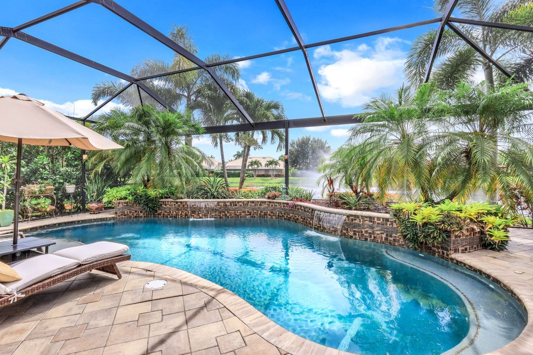 26140 St Michael Ln, Bonita Springs, FL 34135