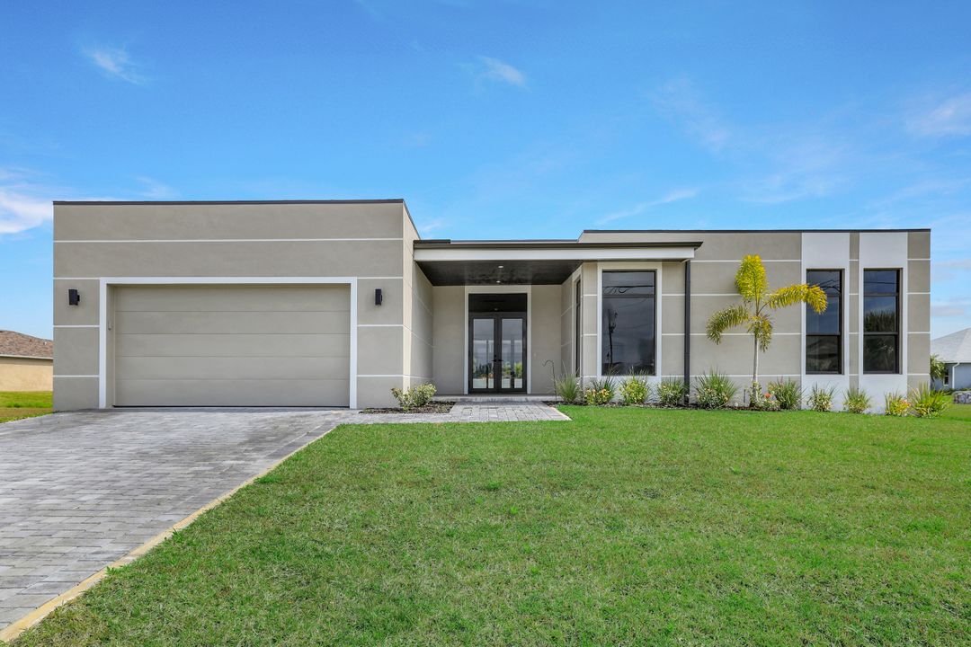 113 SW 37th Pl, Cape Coral, FL 33991