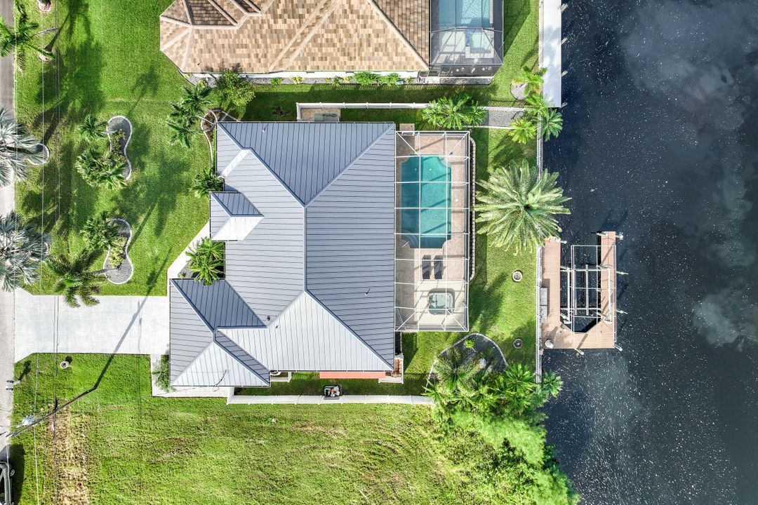 3245 NW 21st Terrace, Cape Coral, FL 33993