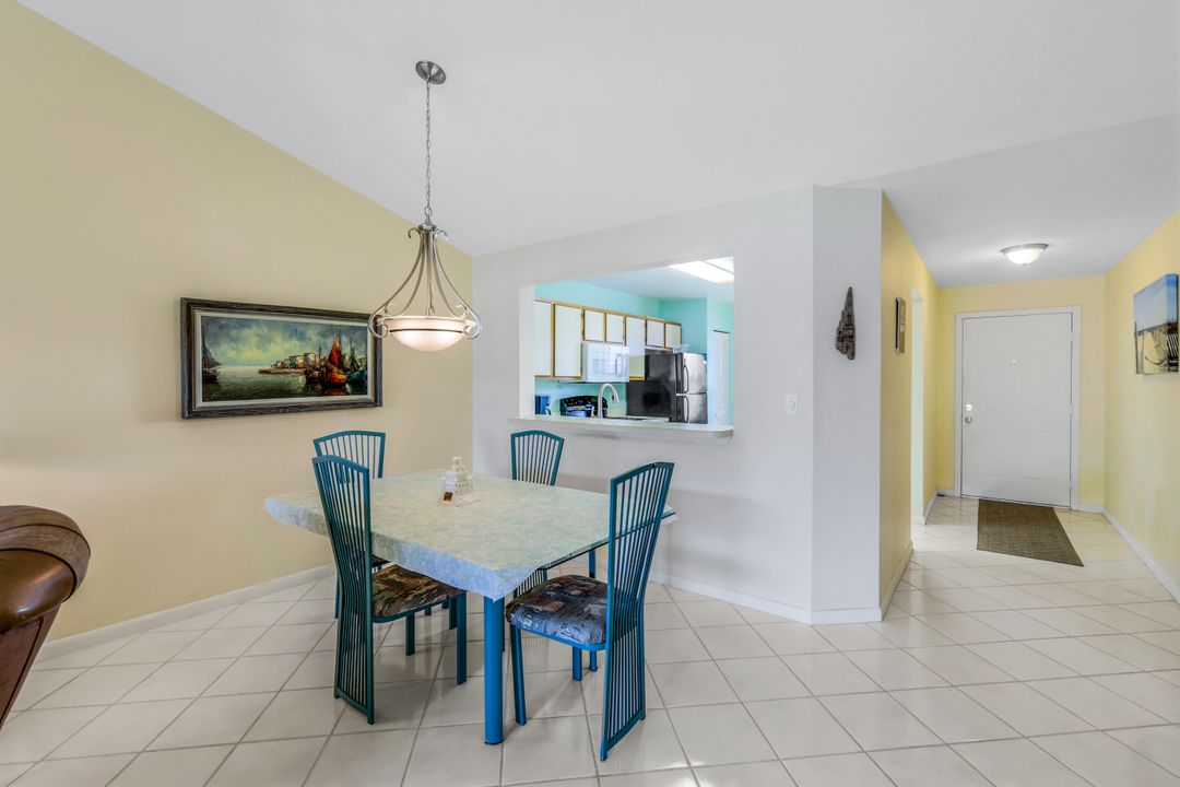 1343 Churchill Cir  #202, Naples, FL 34116