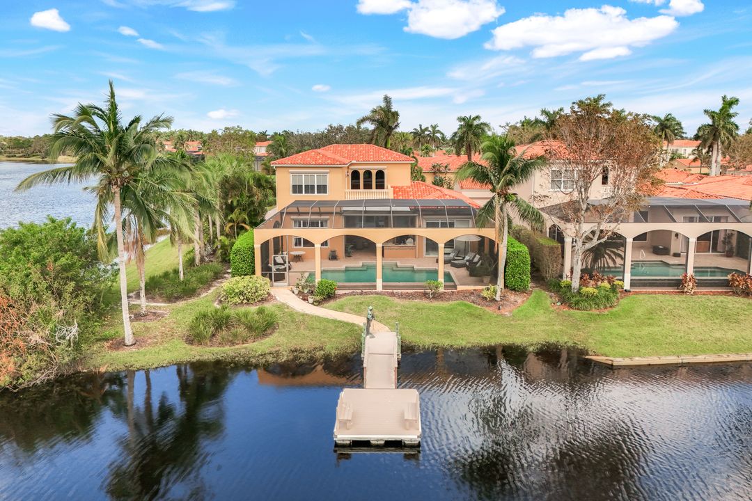 8589 Bellagio Dr, Naples, FL 34114