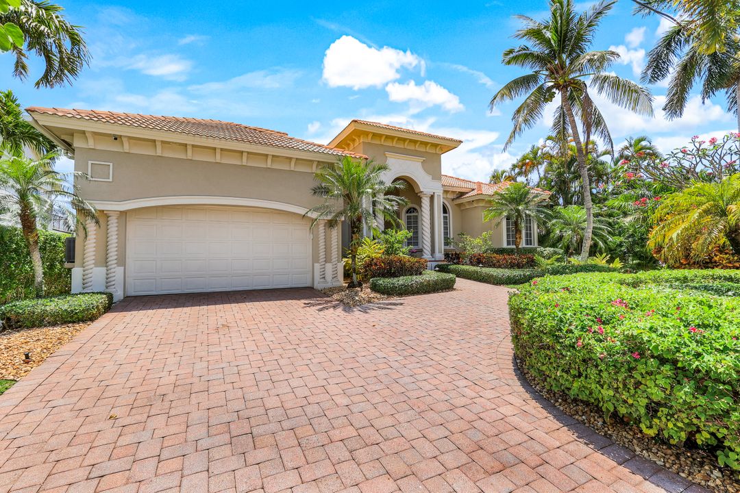 1400 Jewel Box Ave, Naples, FL 34102