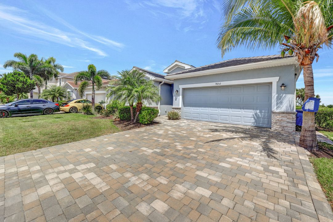 9652 Mirada Blvd, Fort Myers, FL 33908