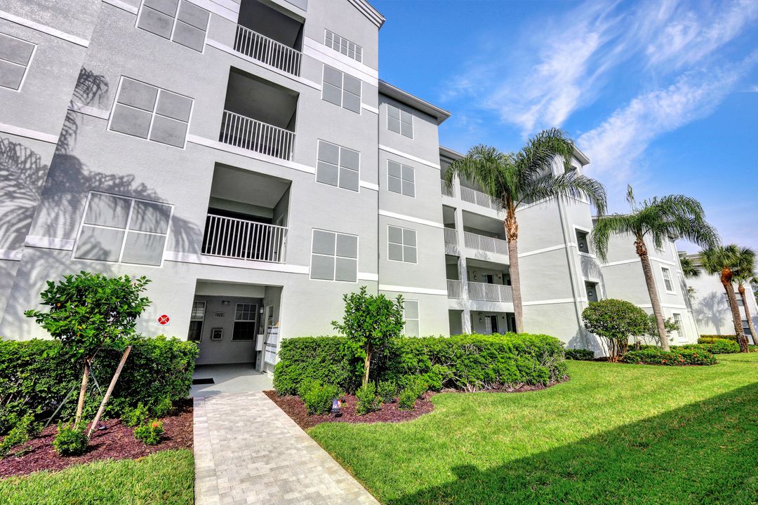 3990 Loblolly Bay Dr #106, Naples, FL 34114