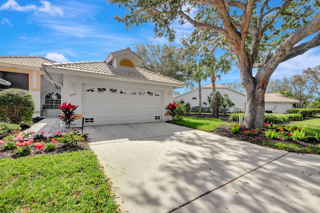 602 Captn Kate Ct, Naples, FL 34110