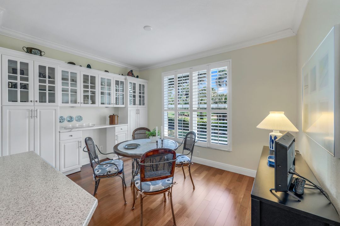 1330 Charleston Square Dr #102, Naples, FL 34110