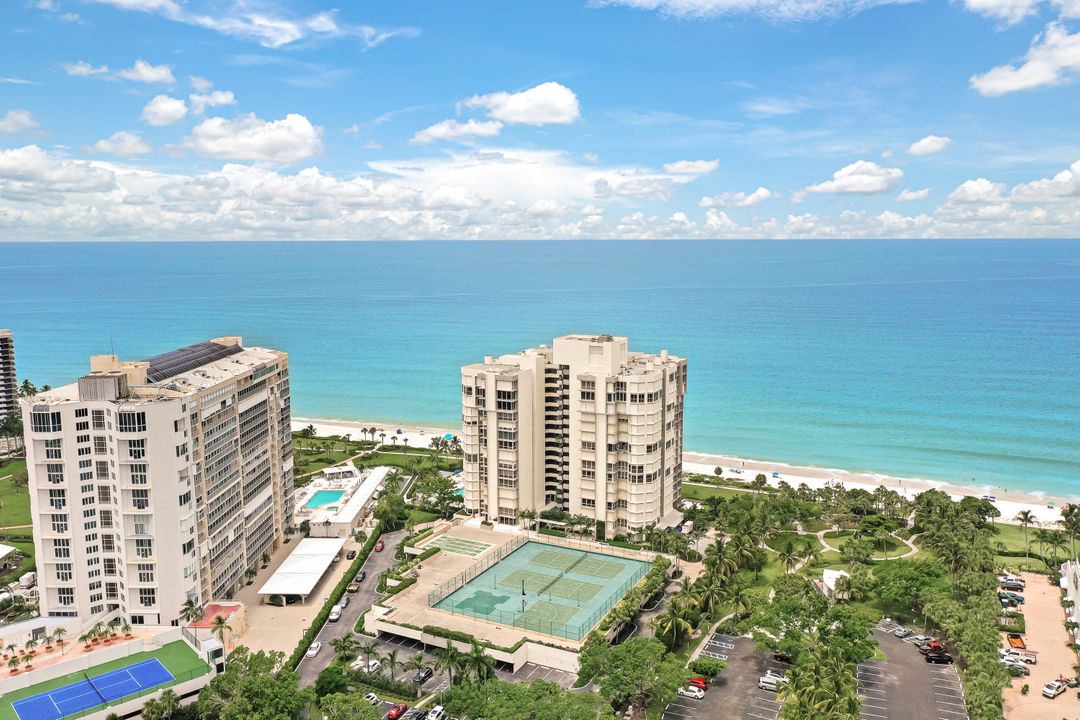 4051 Gulf Shore Blvd N #1102, Naples, FL 34103