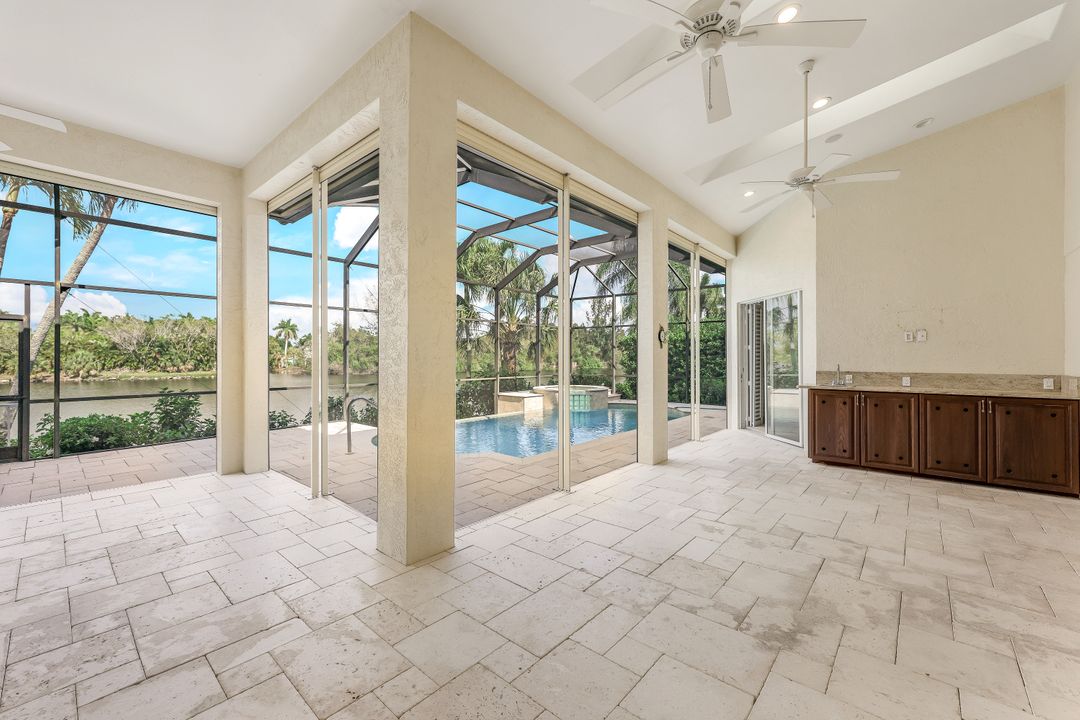 4574 Lighthouse Ln, Naples, FL 34112