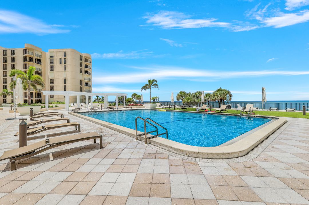 3115 Gulf Shore Blvd N #709S, Naples, FL 34103