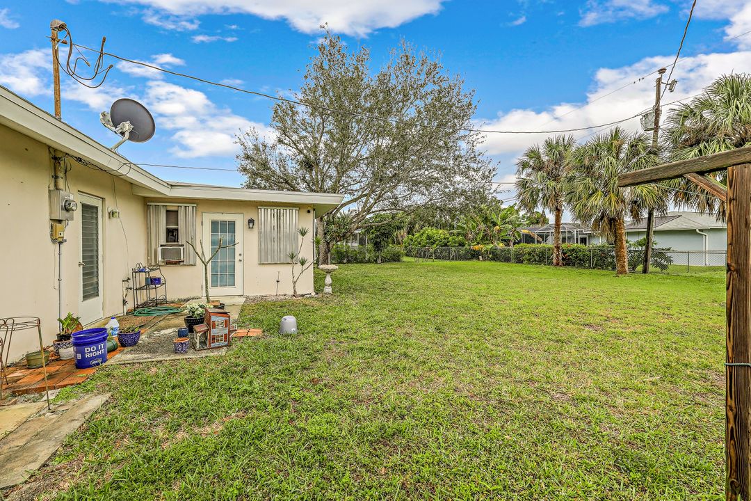 1303 SE 27th Terrace, Cape Coral, FL 33904