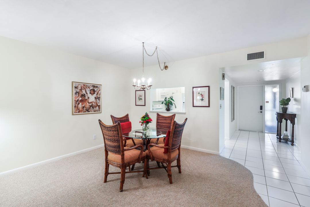 1814 Kings Lake Blvd #102, Naples, FL 34112