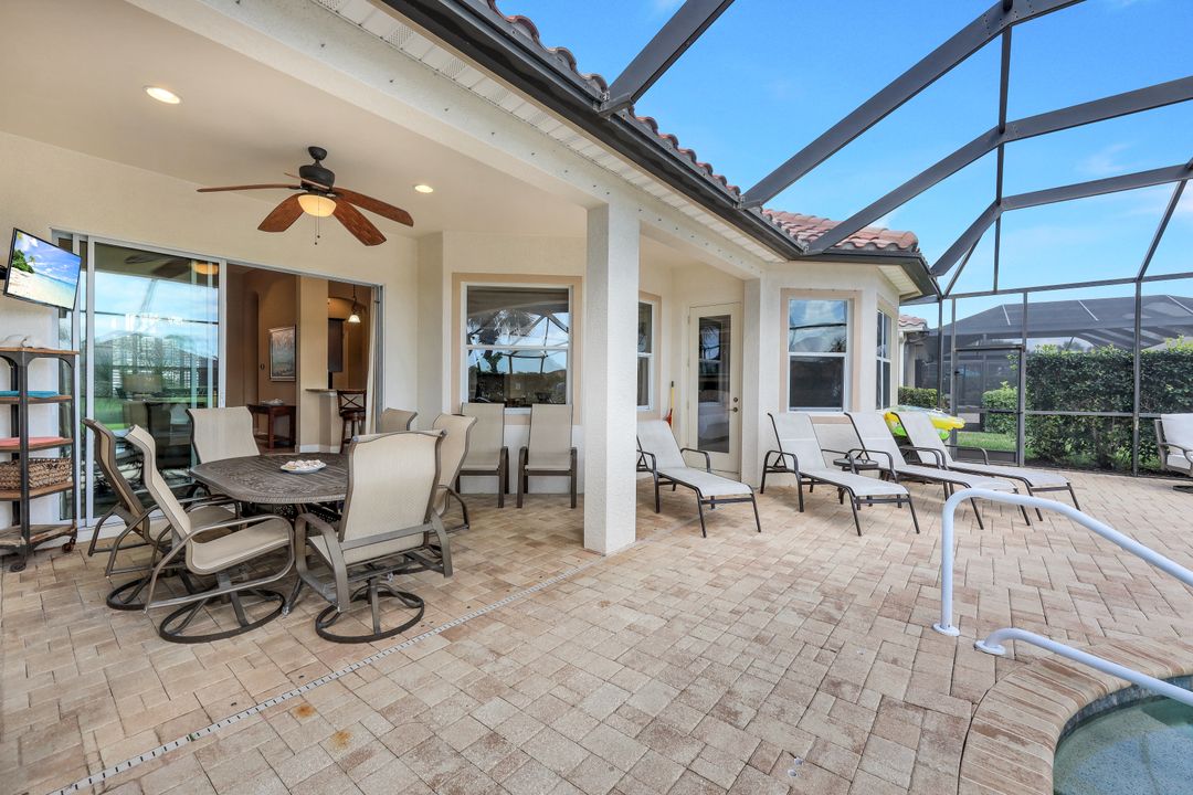 9685 Cobalt Cove Cir, Naples, FL 34120