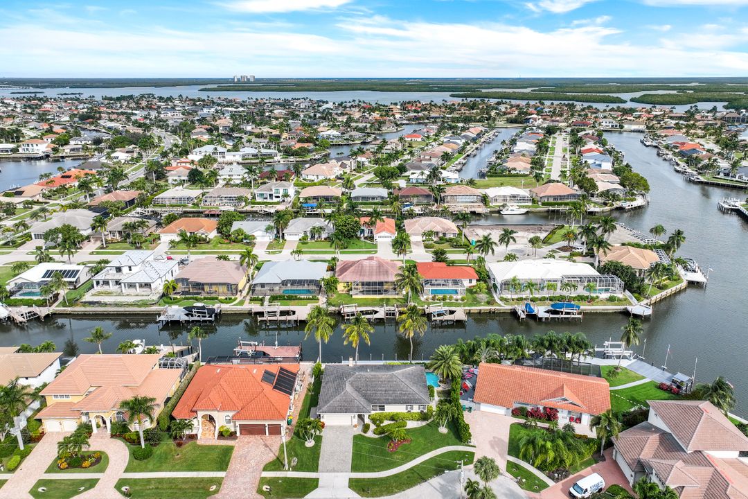 1830 Maywood Ct, Marco Island, FL 34145