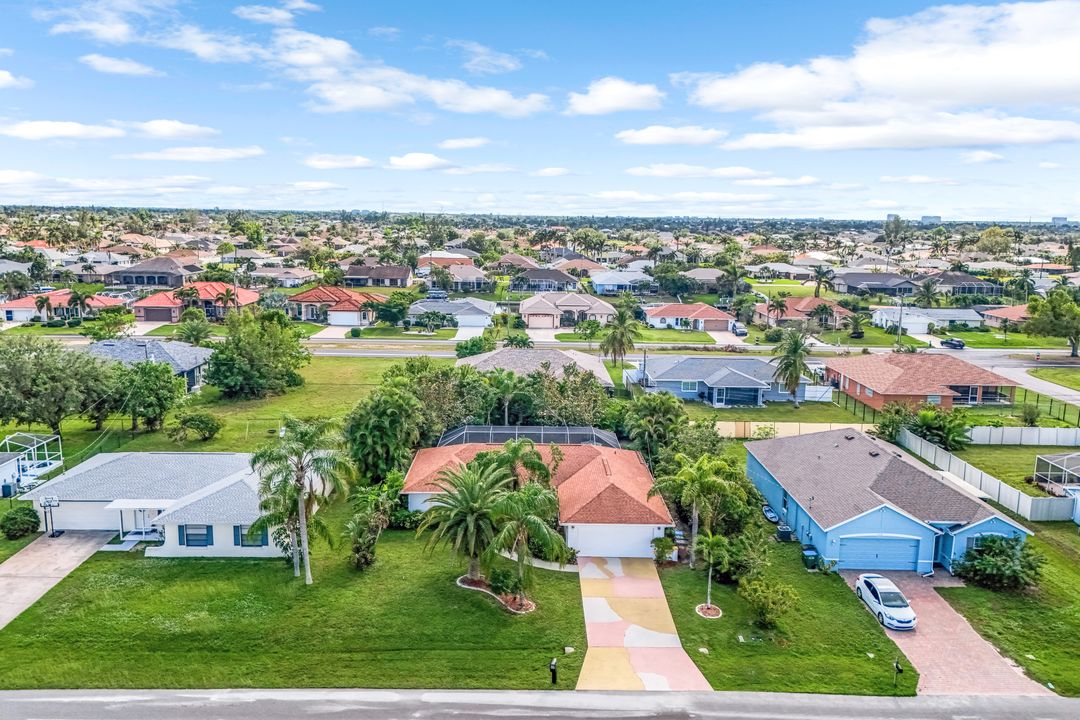 310 SE 27th Terrace, Cape Coral, FL 33904