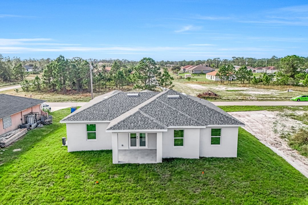 1033 Marshall Ave S, Lehigh Acres, FL 33974