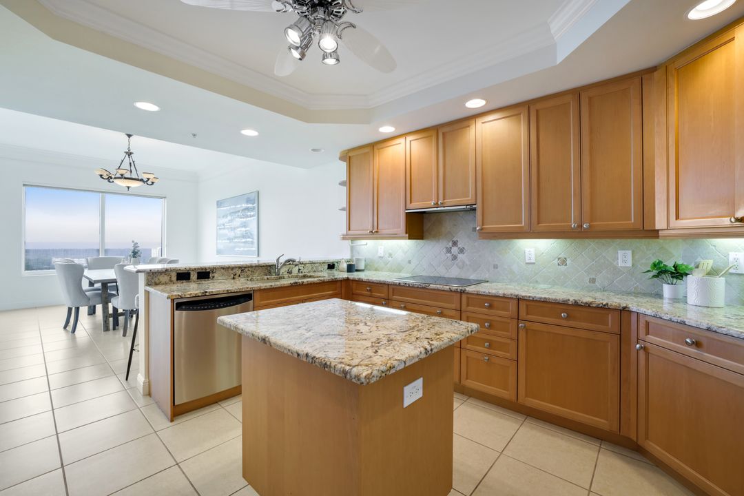 445 Cove Tower Dr #1603, Naples, FL 34110