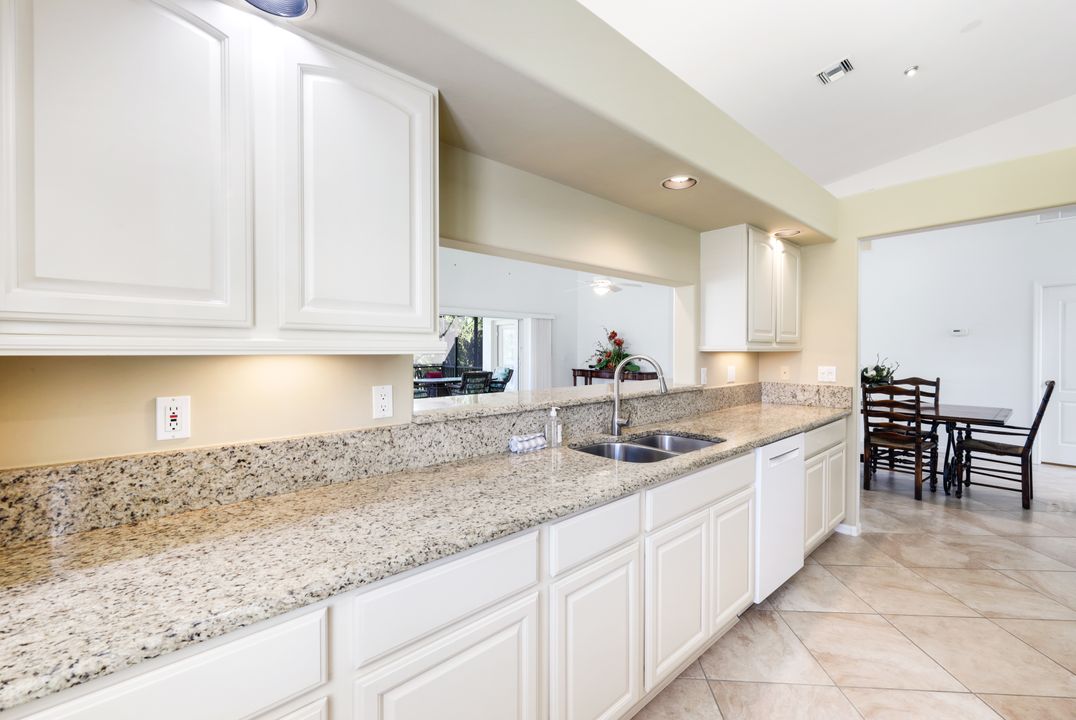 16536 Heron Coach Way, Fort Myers, FL 33908