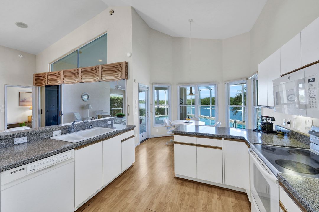 720 Hull Ct, Marco Island, FL 34145