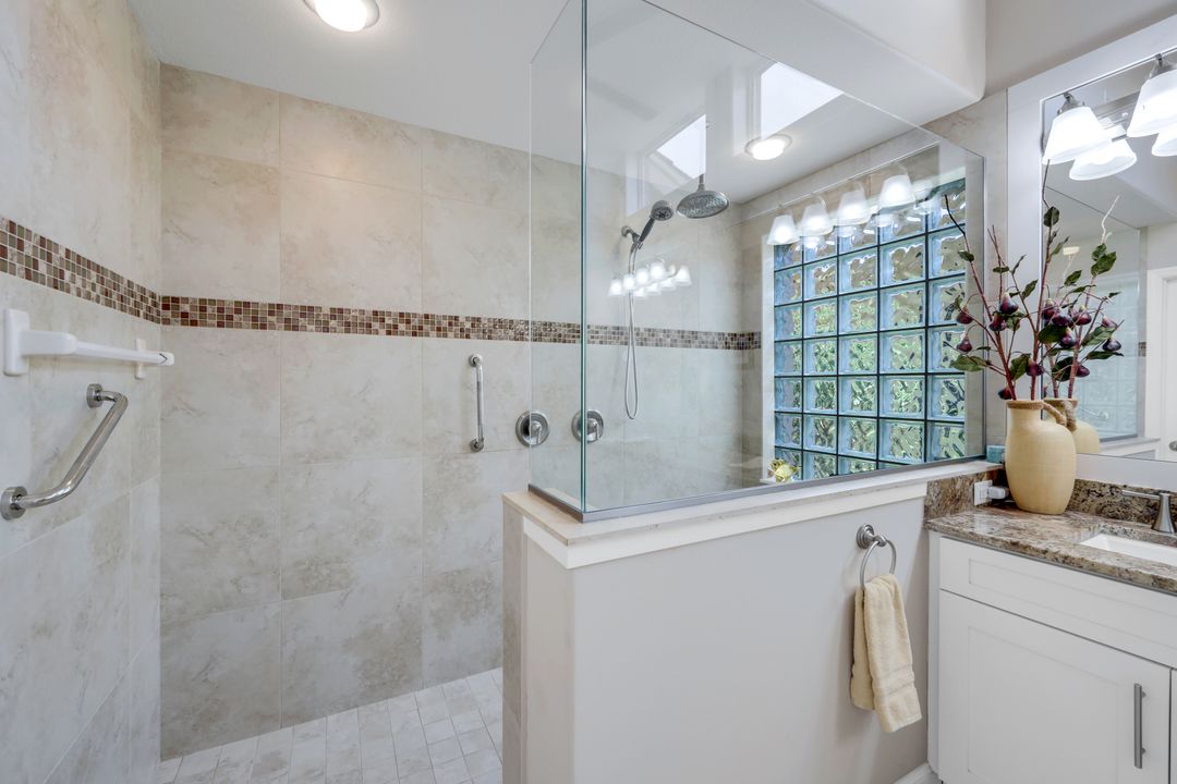 11476 Quail Village Way, Naples, FL 34119