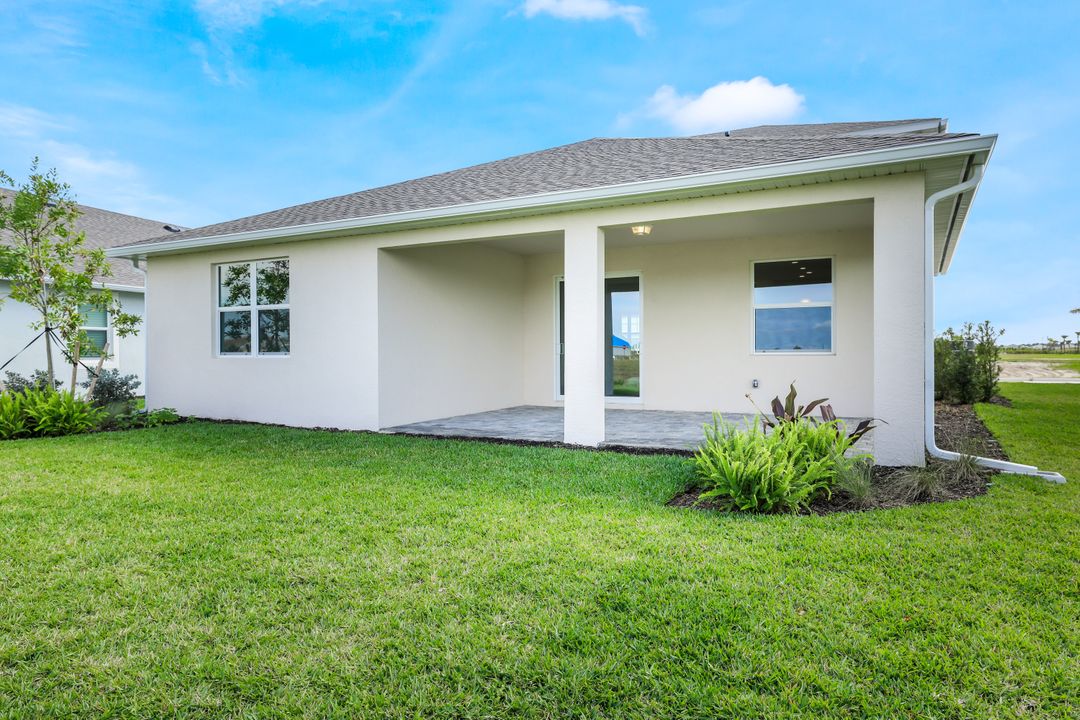 16056 Mulrion Blvd, Punta Gorda, FL 33982